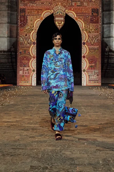 Look 72
